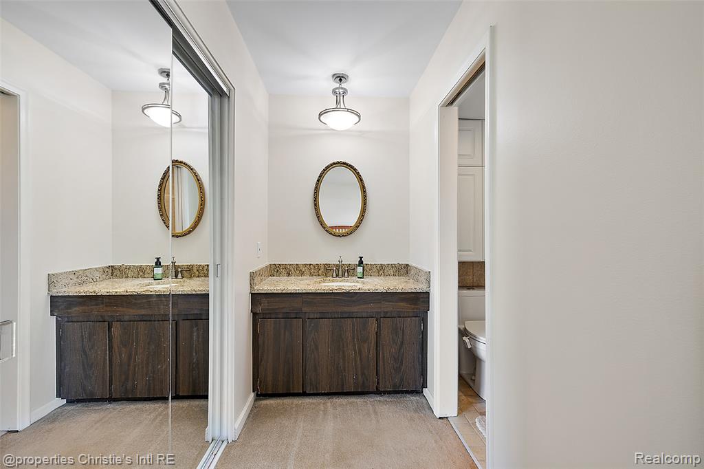 37337 LAKESHORE Drive, Harrison Township, MI — Photo 21