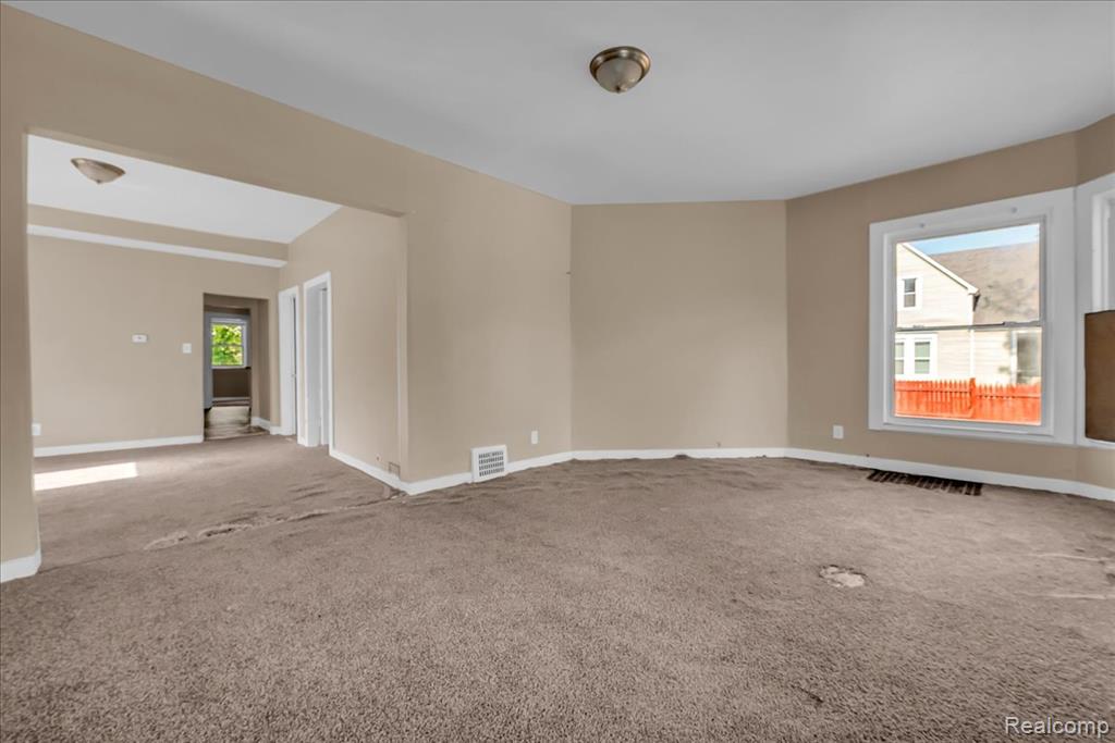 3789 Montclair Street, Detroit, MI 48214 — Photo 5