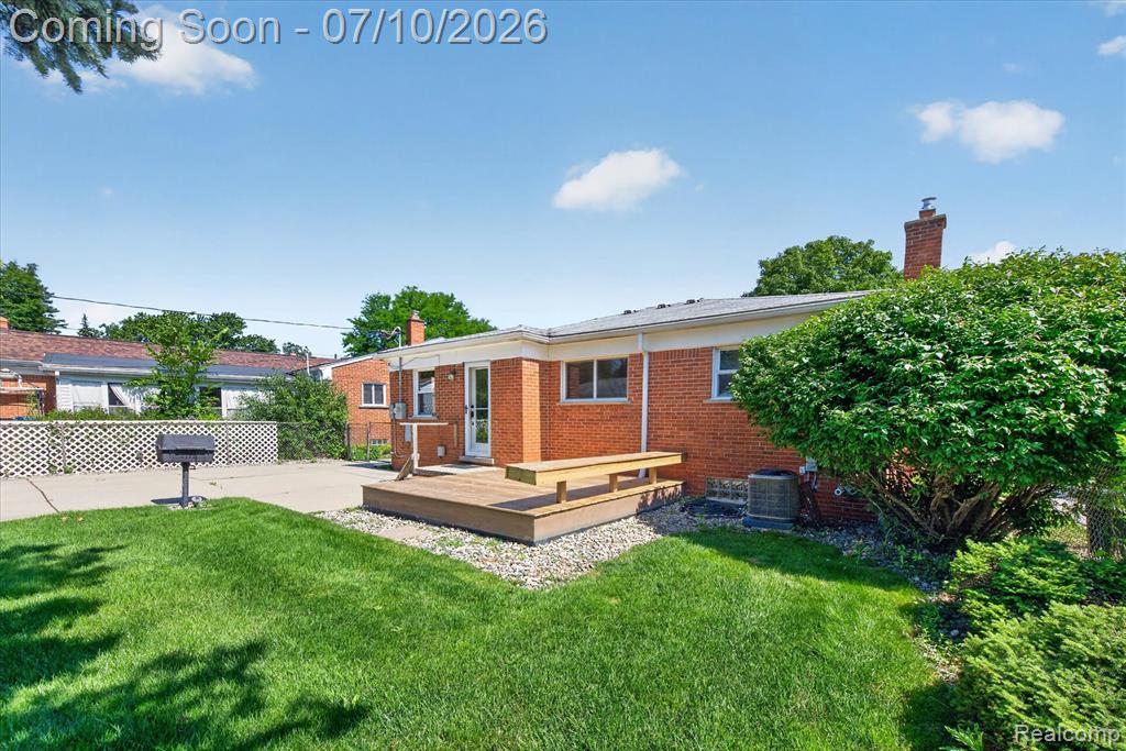8599 Cardwell Street, Westland, MI — Photo 39