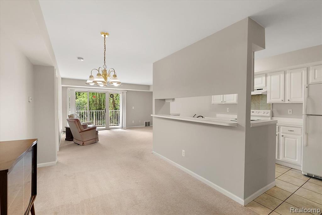 55093 Westchester Drive, 45, Shelby Twp, MI 48316 — Photo 9