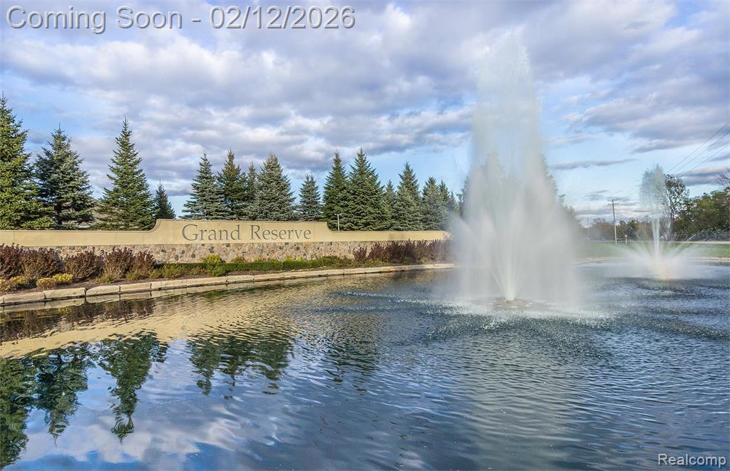 9431 Pine Valley Drive, Grand Blanc, MI, 48439