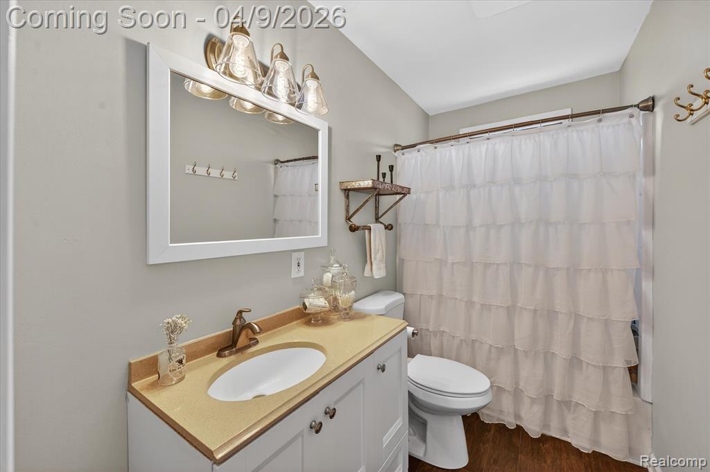 3315 Warringham Avenue, Waterford, MI 48329 — Photo 22