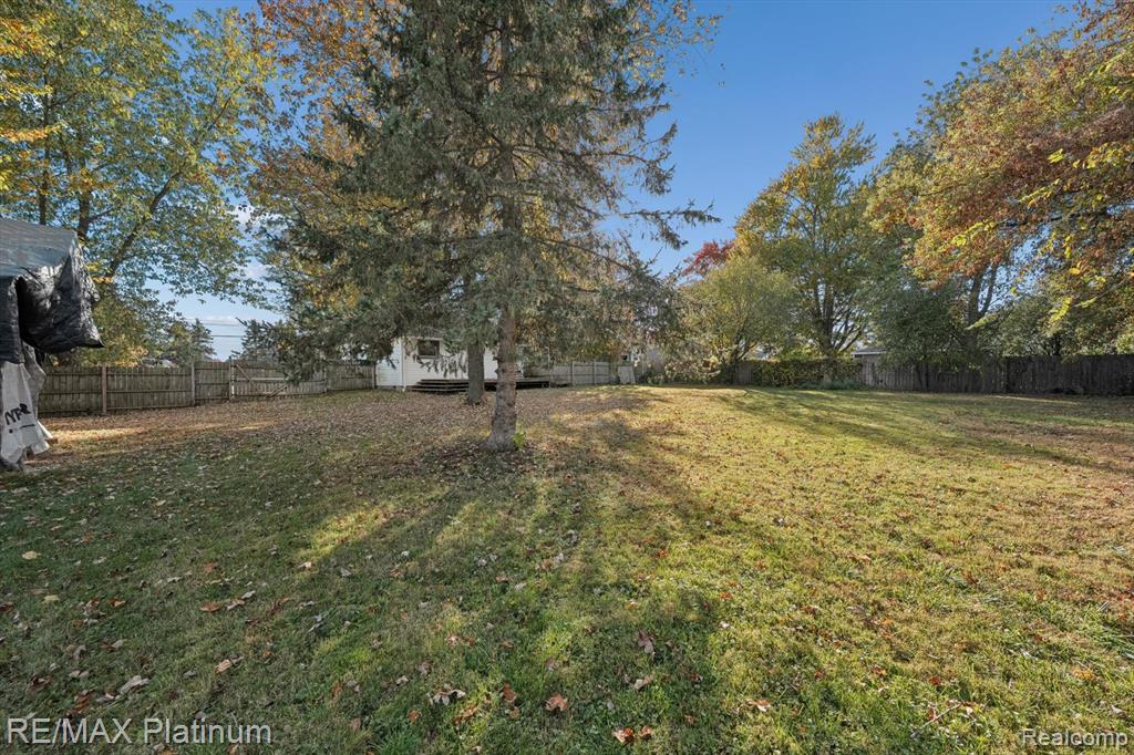 53970 10 Mile Road, South Lyon, MI 48178 — Photo 21