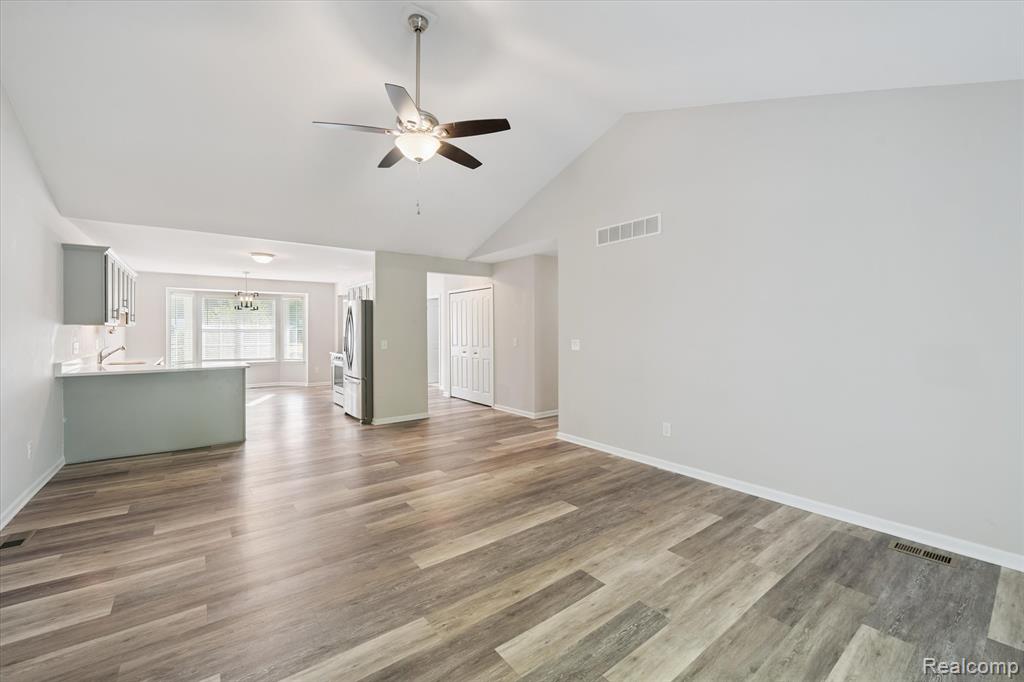 816 Nelsons Ridge Drive, Howell, MI 48843 — Photo 5