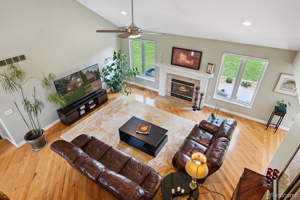 5061 Whitby Drive, Sterling Heights, MI 48314 — Photo 8