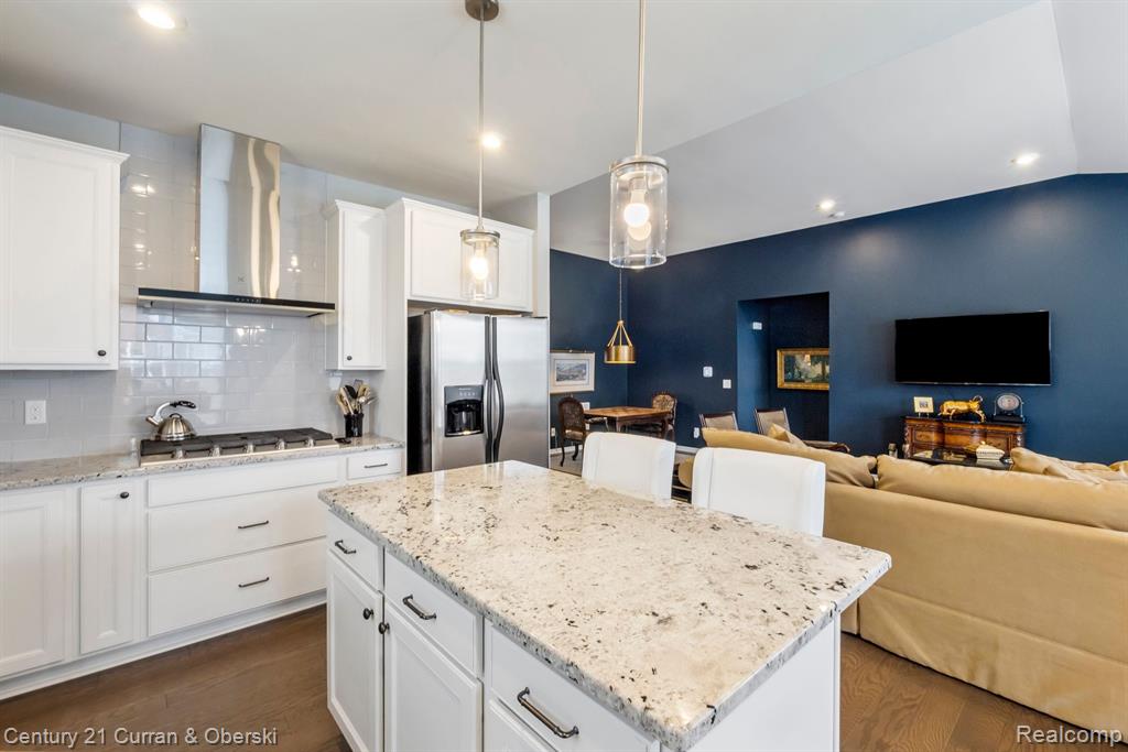 48756 ROCKVIEW Road, Novi, MI — Photo 11