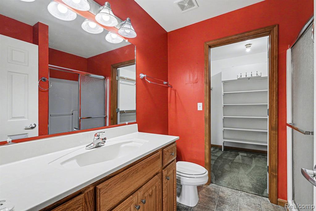 1136 Jenna Drive, Davison, MI 48423 — Photo 11