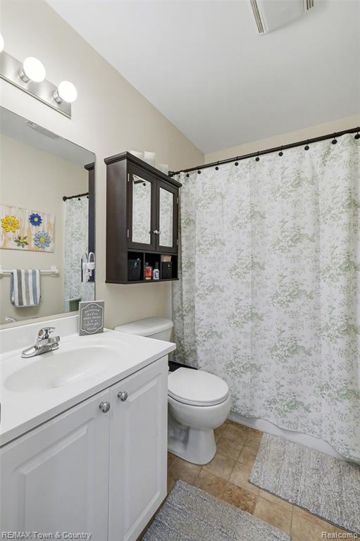 223 Primrose Lane, Flushing, MI 48433 — Photo 24