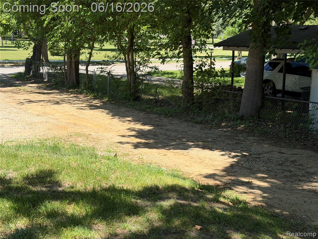 416 W Corunna Avenue, Corunna, MI 48817 — Photo 9