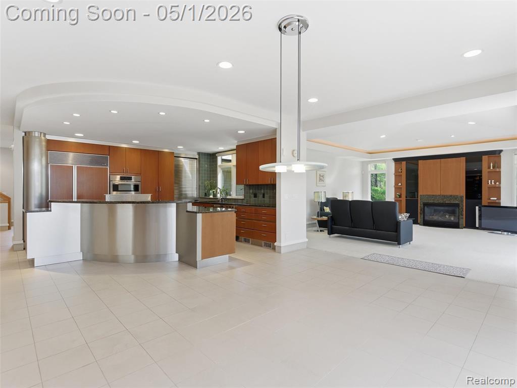 8390 Warwick Groves Court, Grand Blanc, MI 48439 — Photo 27