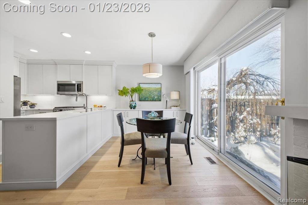 4956 Coventry Road, Royal Oak, MI 48073 — Photo 10