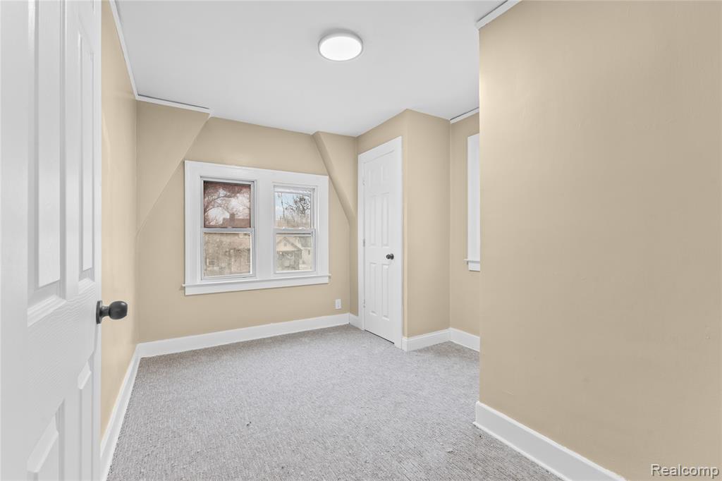 13558 Pinehurst Street, Detroit, MI 48238 — Photo 19