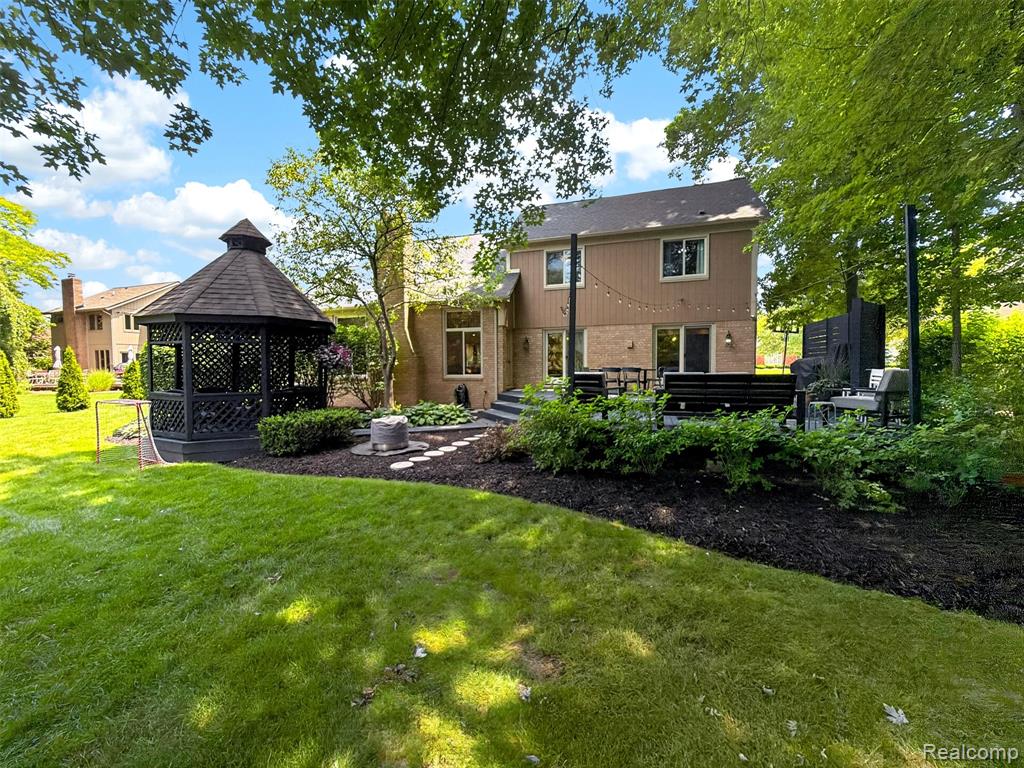 6713 Aurora Drive, Troy, MI 48098 — Photo 10