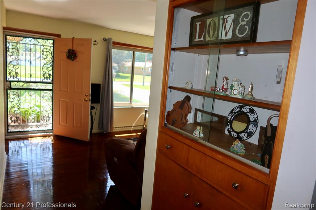 4365 Jo Drive, Saginaw, MI 48601 — Photo 13
