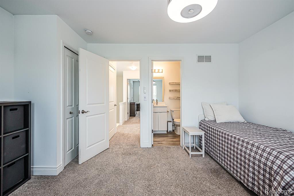587 ANNE Avenue, Brighton, MI 48116 — Photo 17