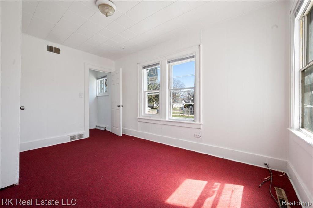 8630 HUPP Avenue, Warren, MI 48089 — Photo 20