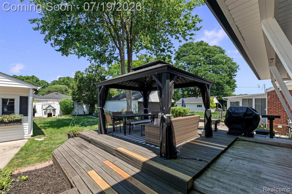 502 W Sunnybrook Drive, Royal Oak, MI 48073 — Photo 34