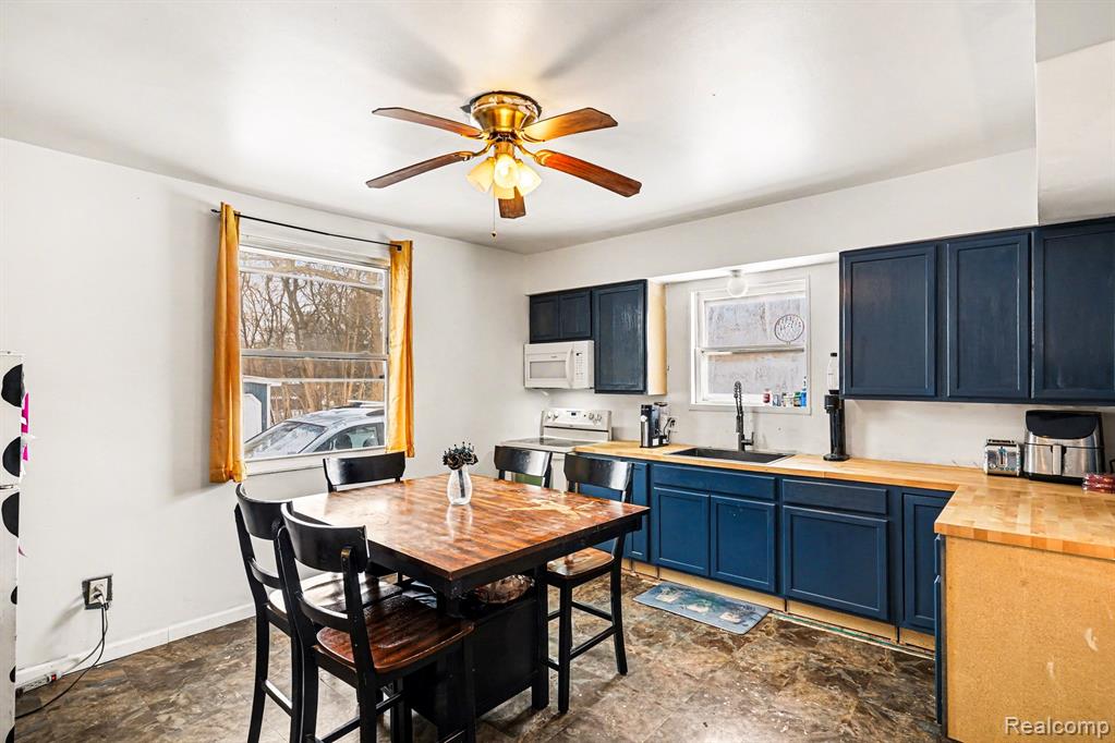 6823 Monroe Street, North Branch, MI 48461 — Photo 5