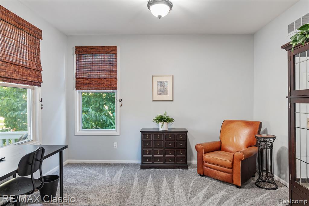 50177 Harding Street, Canton, MI 48188 — Photo 9