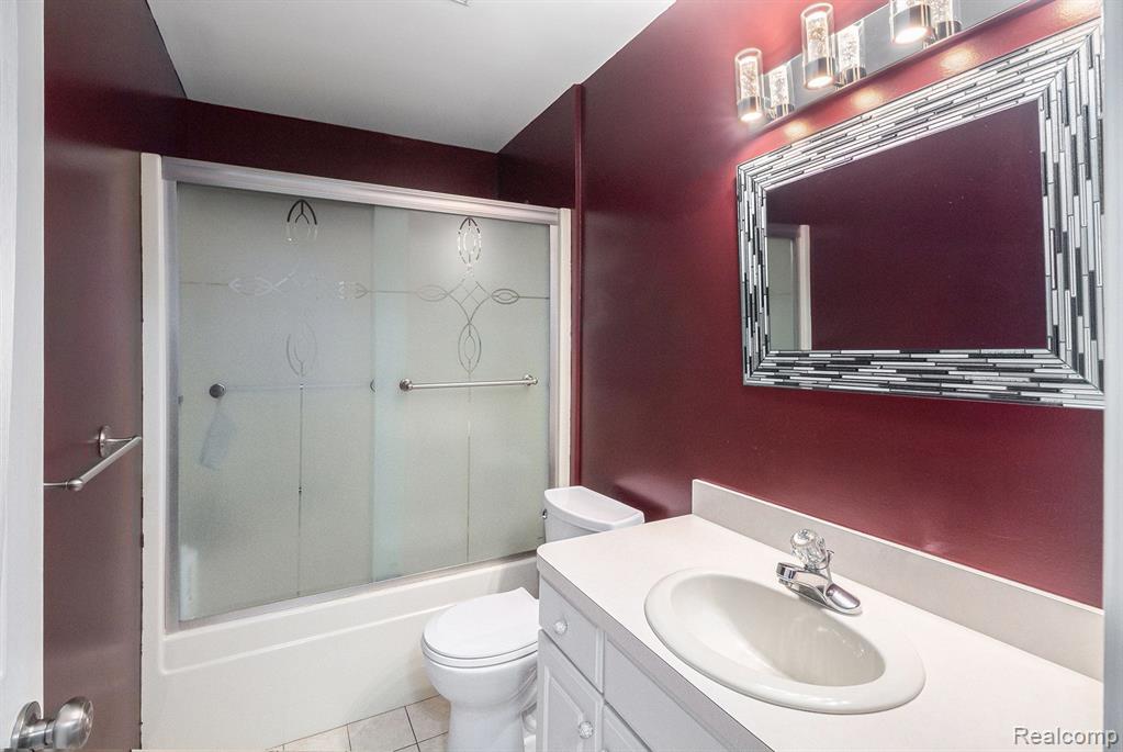 4251 E Rolston Road, Linden, MI 48451 — Photo 16