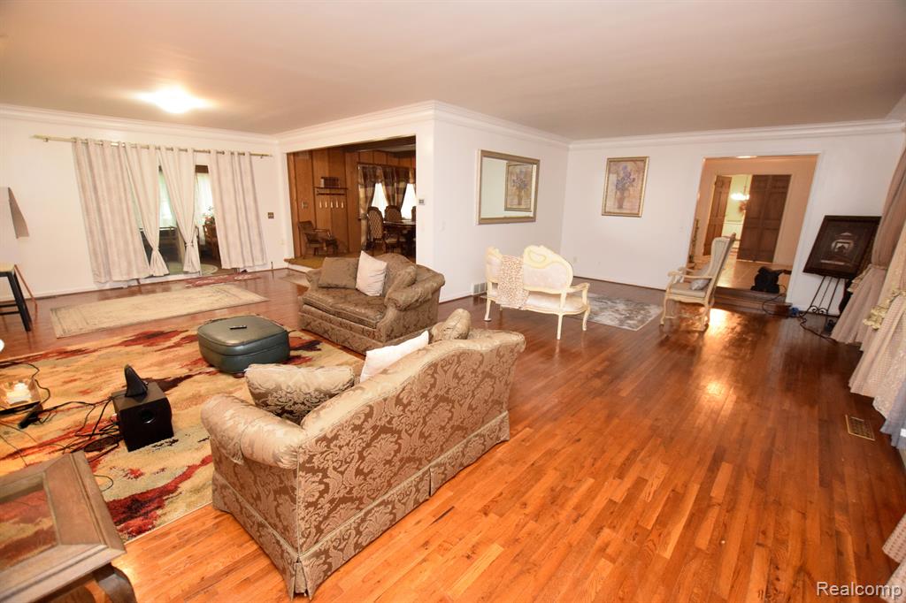 6196 SIERRA Pass, Flint, MI 48532 — Photo 9
