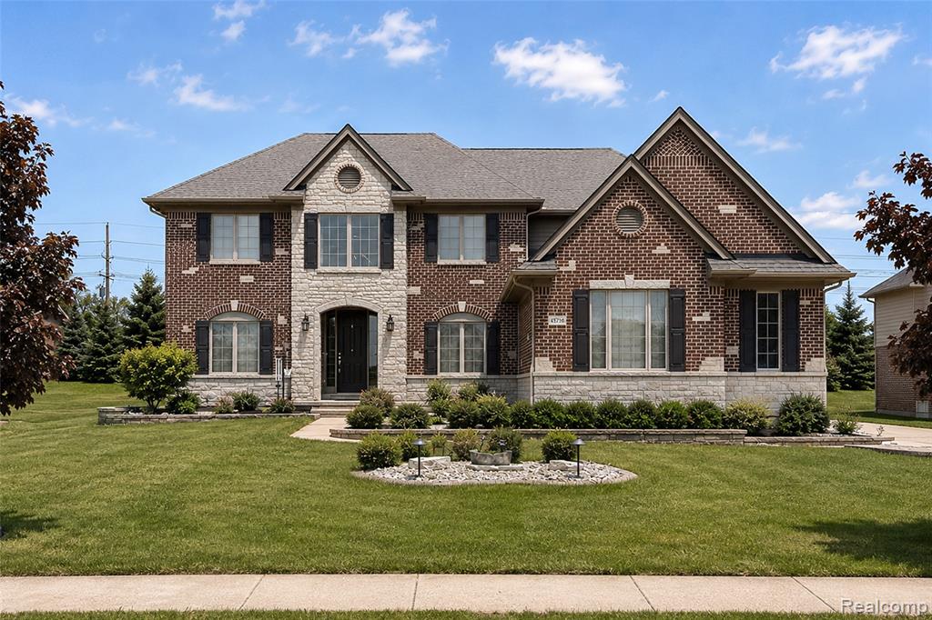 47576 VALENCIA Circle, Novi, MI — Photo 3