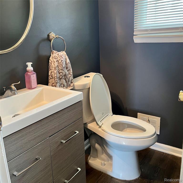 19020 Fairway Street, Livonia, MI, 48152