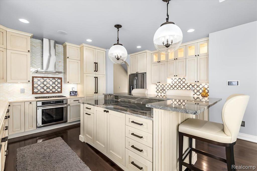 10744 WATERFALL Court, 19, South Lyon, MI 48178 — Photo 12