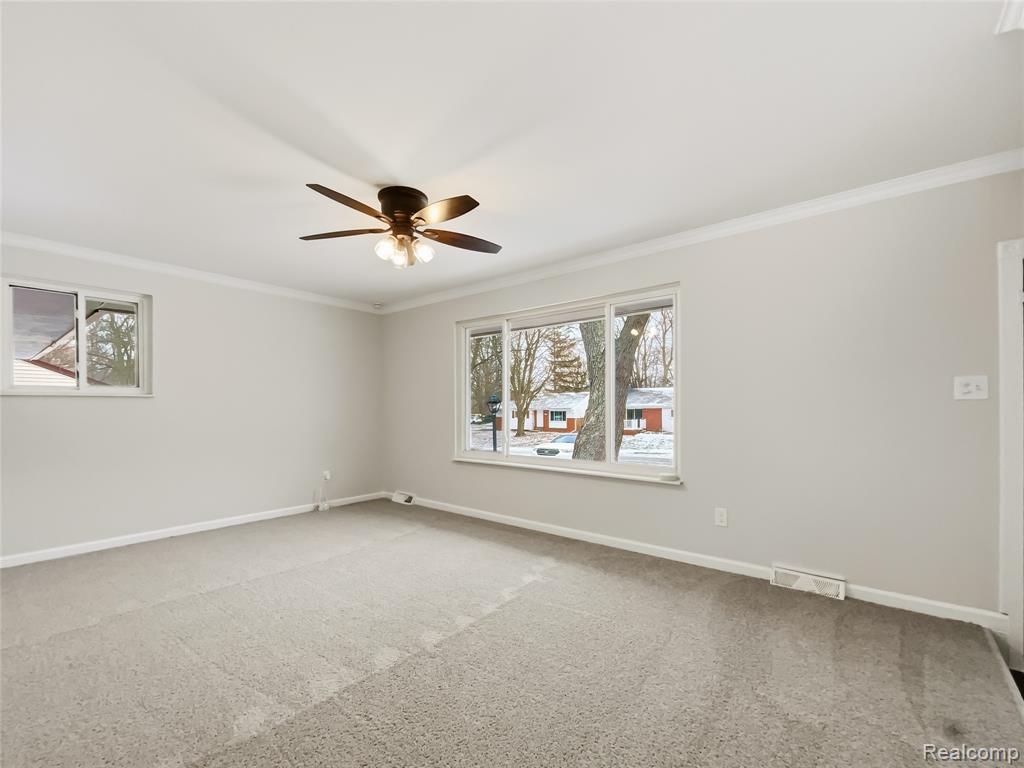 770 Sheryl Drive, Waterford, MI 48328 — Photo 8