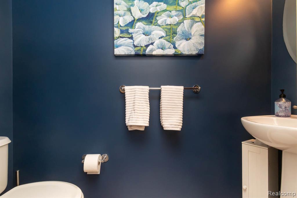 45042 S Broadmoor Circle, Northville, MI, 48168