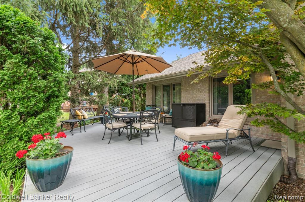 42012 PON MEADOW Drive, Northville, MI 48168 — Photo 3