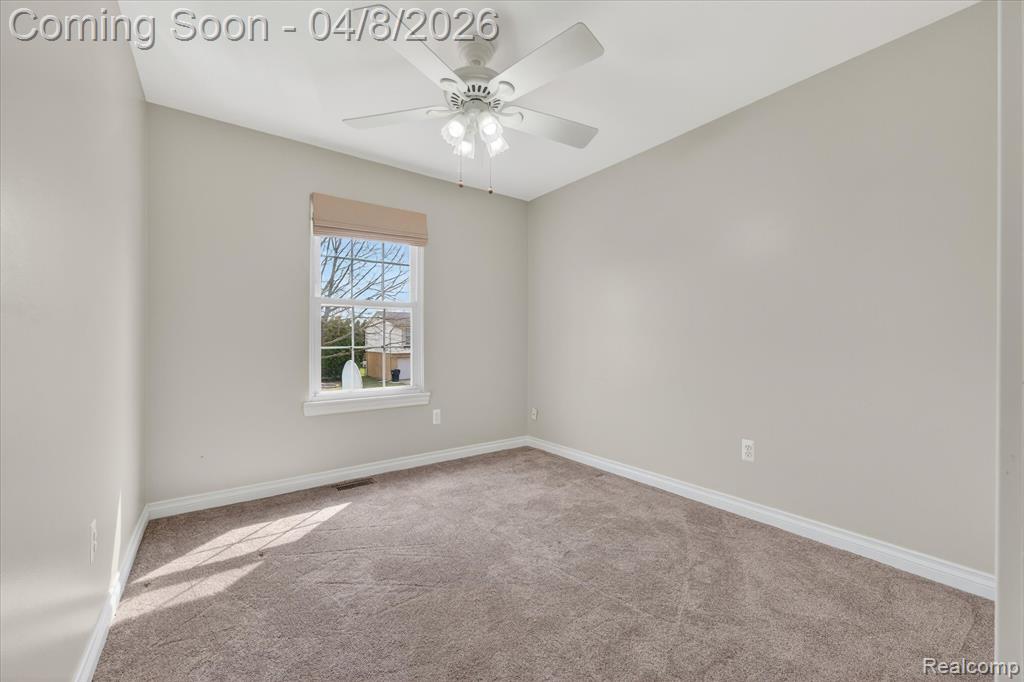 22184 Derby Road, Woodhaven, MI 48183 — Photo 30