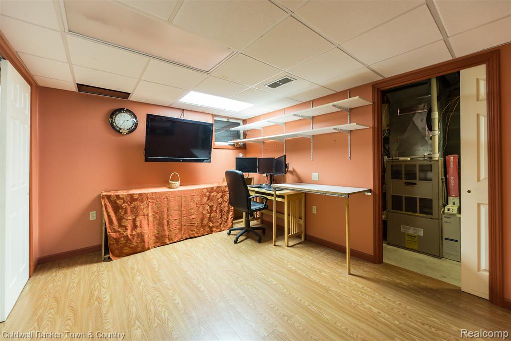 8160 Halfway Drive, Brighton, MI 48116 — Photo 37