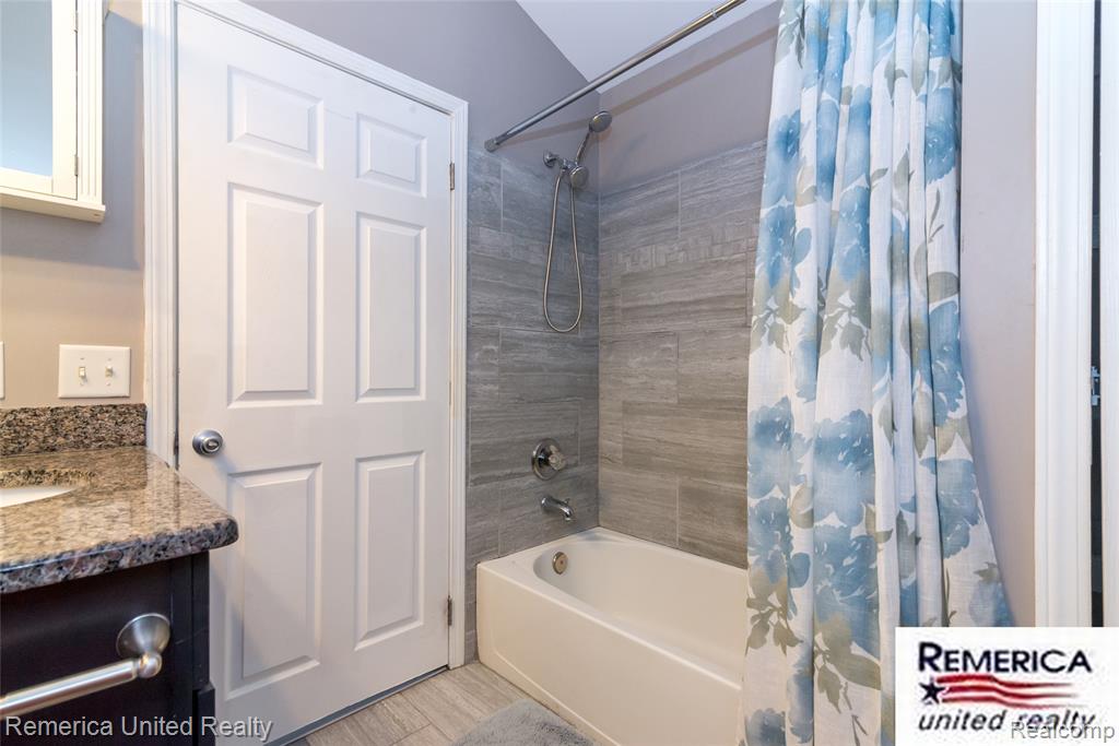 1762 Campau Farms Circle, Detroit, MI 48207 — Photo 38