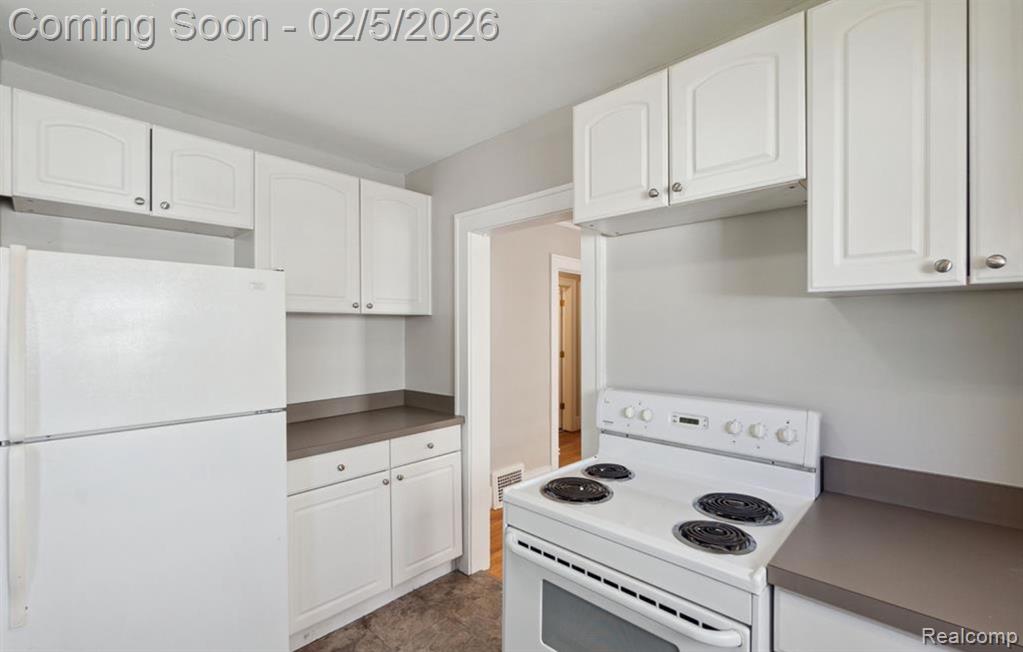 407 E 5th Street, Royal Oak, MI 48067 — Photo 13