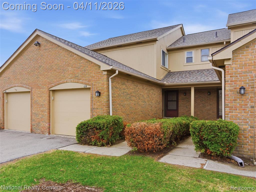 614 Tennyson, Rochester Hills, MI 48307 — Photo 2