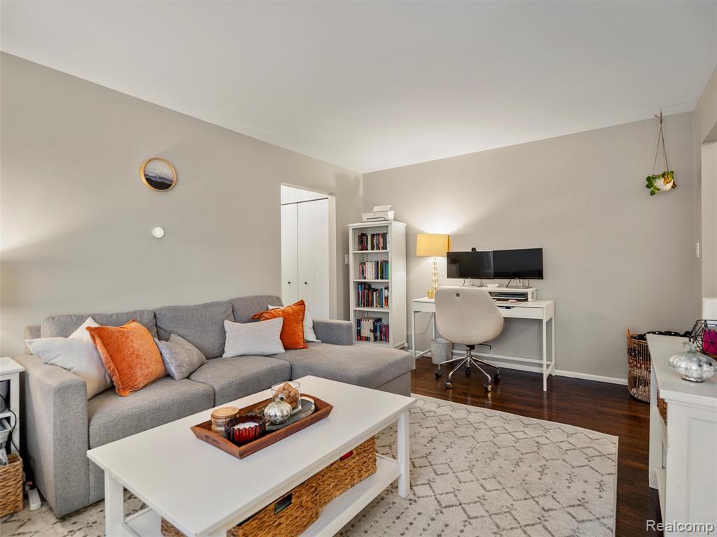 4910 Briarwood Avenue, A1, Royal Oak, MI 48073 — Photo 5