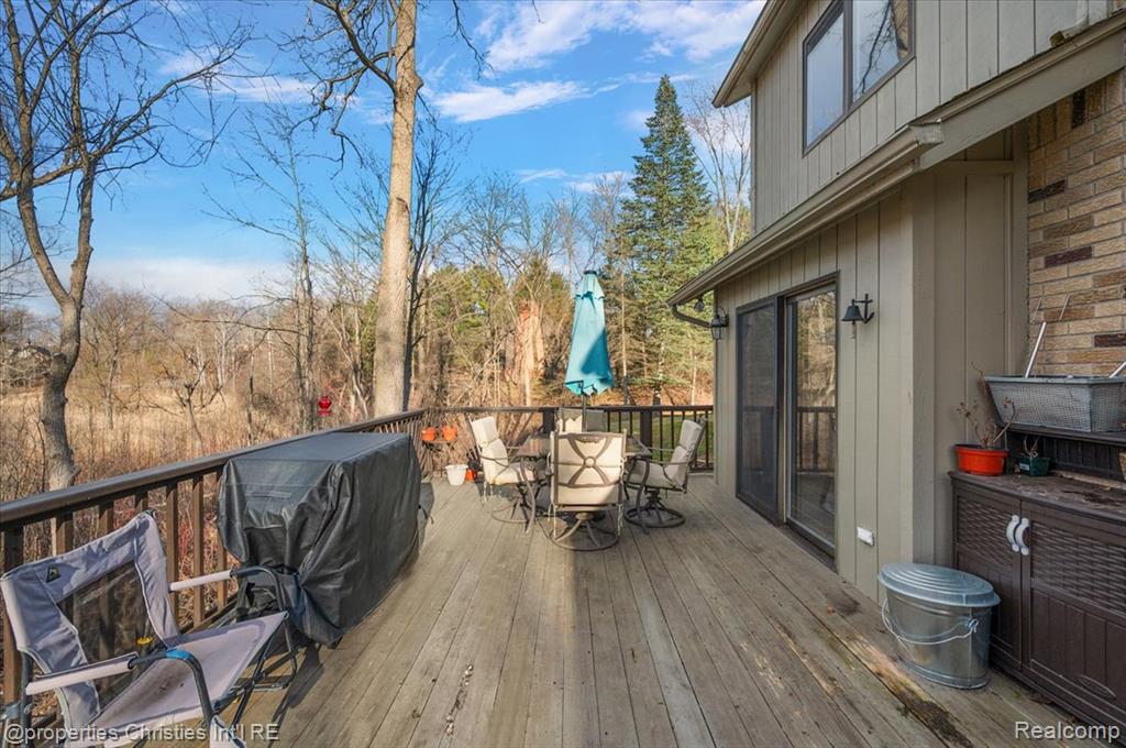5160 Old Mill Road, Rochester, MI 48306 — Photo 30