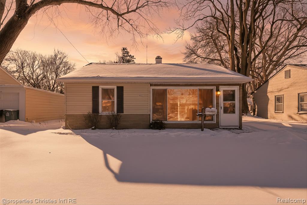 10111 Troy Street, Oak Park, MI, 48237