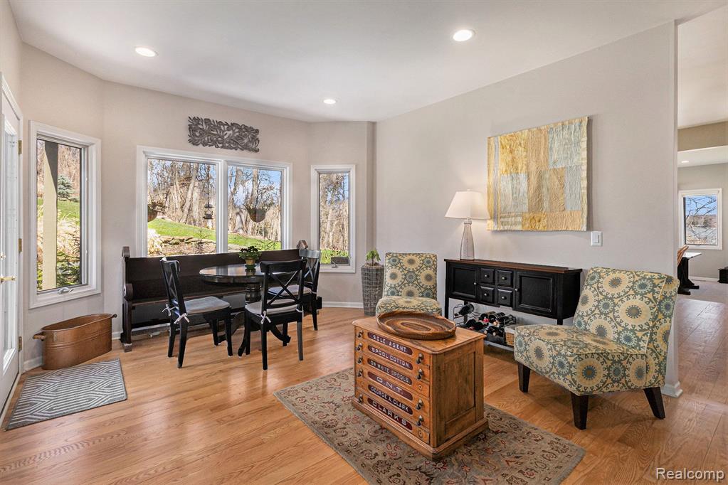 7643 MISTWOOD Drive, White Lake, MI 48383 — Photo 25
