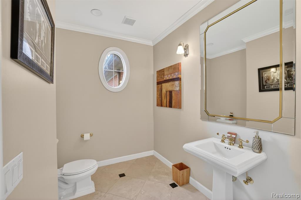 6620 Minnow Pond Drive, West Bloomfield, MI — Photo 19