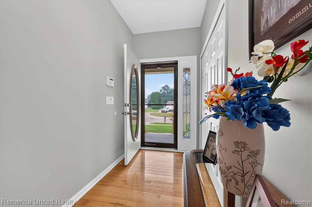 6169 Bay Court, Waterford, MI 48327 — Photo 6