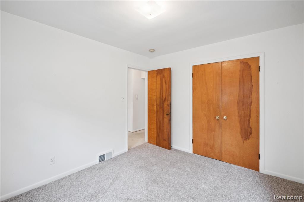 18870 Beverly Road, Beverly Hills, MI 48025 — Photo 21