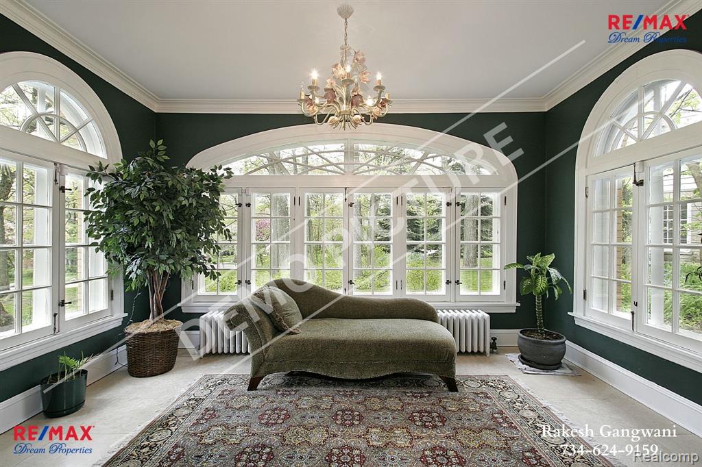 31111 Lahser Road, Beverly Hills, MI 48025 — Photo 2