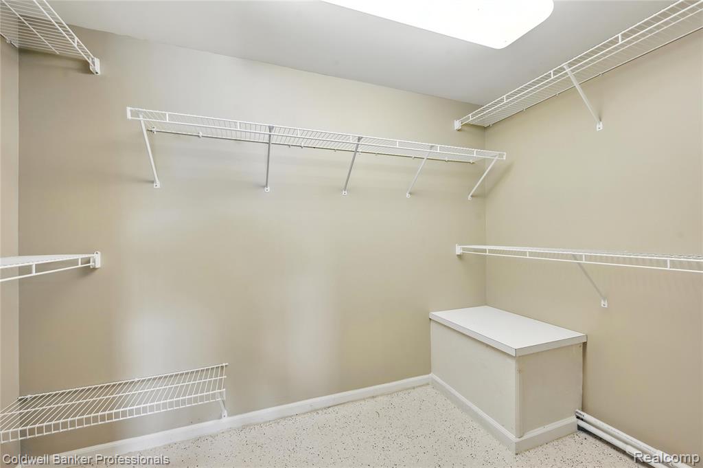 770 Lakes Edge Drive, Oxford, MI 48371 — Photo 27