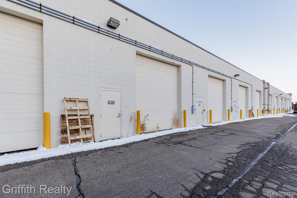 5864 Sterling Drive Suite 5900, Howell, MI 48843 — Photo 8