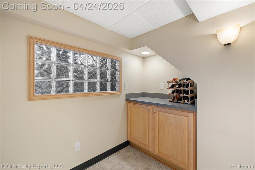 32347 Farmersville Road, Farmington, MI 48334 — Photo 57