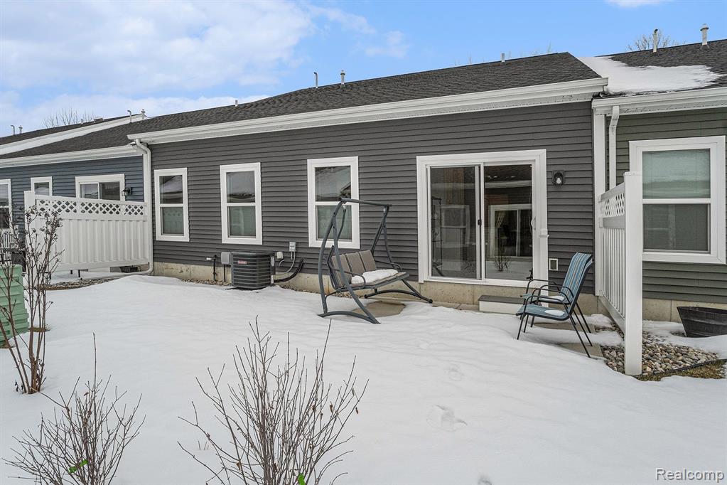 107 Crescent Avenue, Linden, MI 48451 — Photo 23