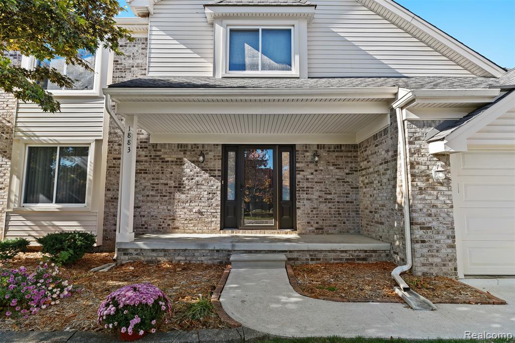 1883 Willowicke Drive, Wixom, MI 48393 — Photo 2
