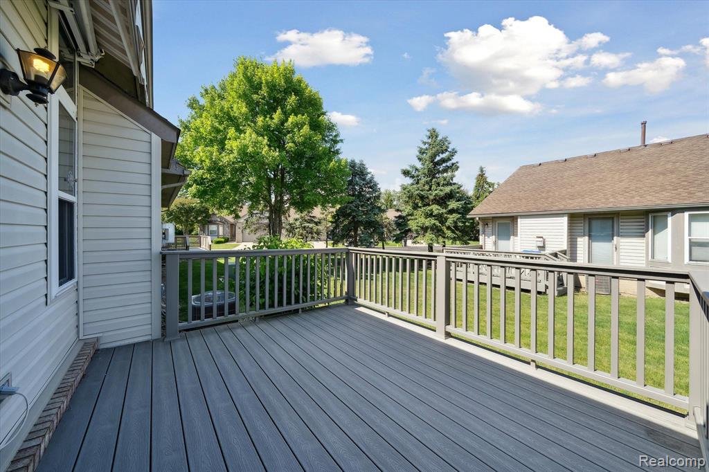 42279 BAYBERRY, Clinton Twp, MI 48038 — Photo 32